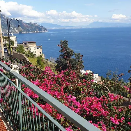 Grace Seaview Apartment *