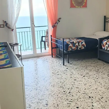 Grace Seaview Jacuzzi