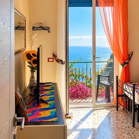 Grace Seaview Jacuzzi
