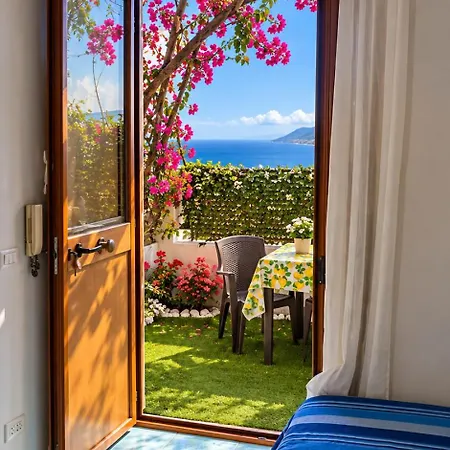 Grace Seaview Jacuzzi *
