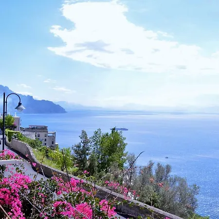 Grace Seaview Jacuzzi Apartment Amalfi