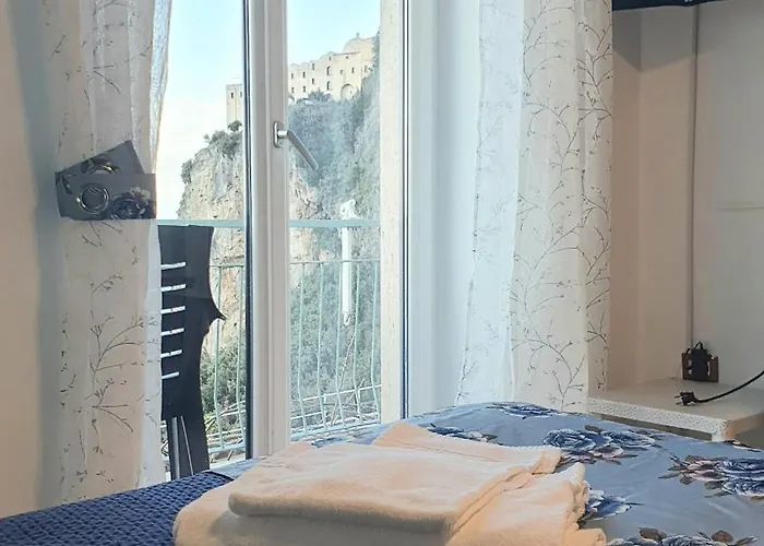 Grace Seaview * Amalfi